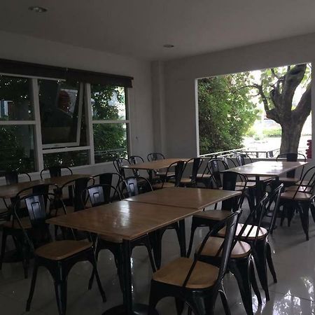 The Zell Hotel Buriram Buitenkant foto