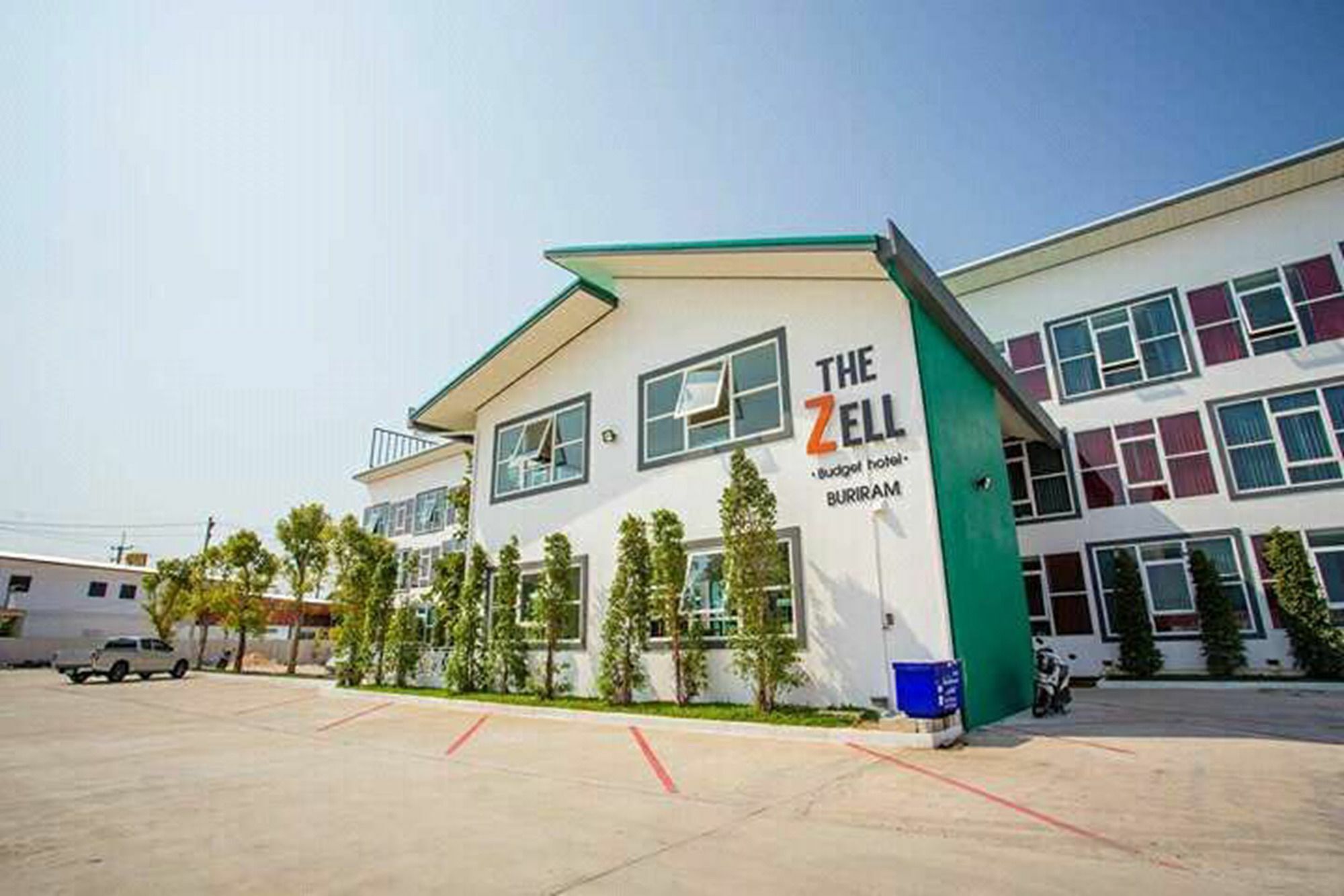The Zell Hotel Buriram Buitenkant foto